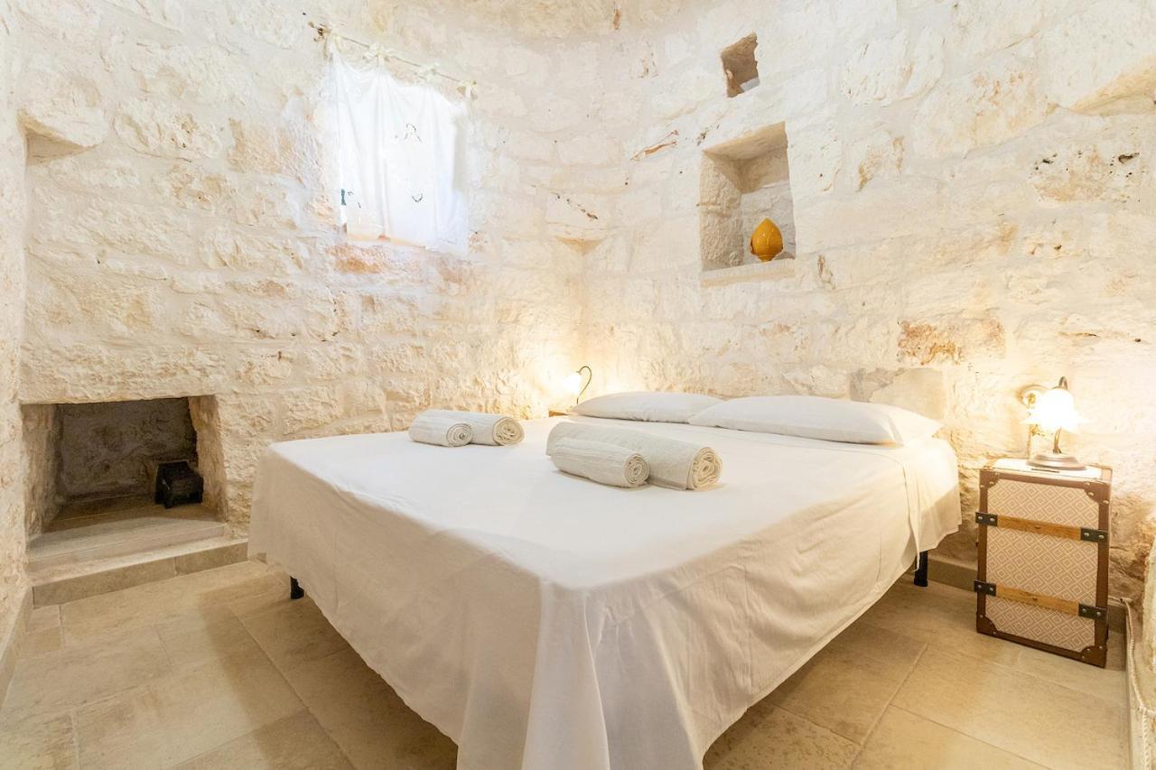 Trullo Carsico By Itriahomes Чельє-Мессапіка Екстер'єр фото